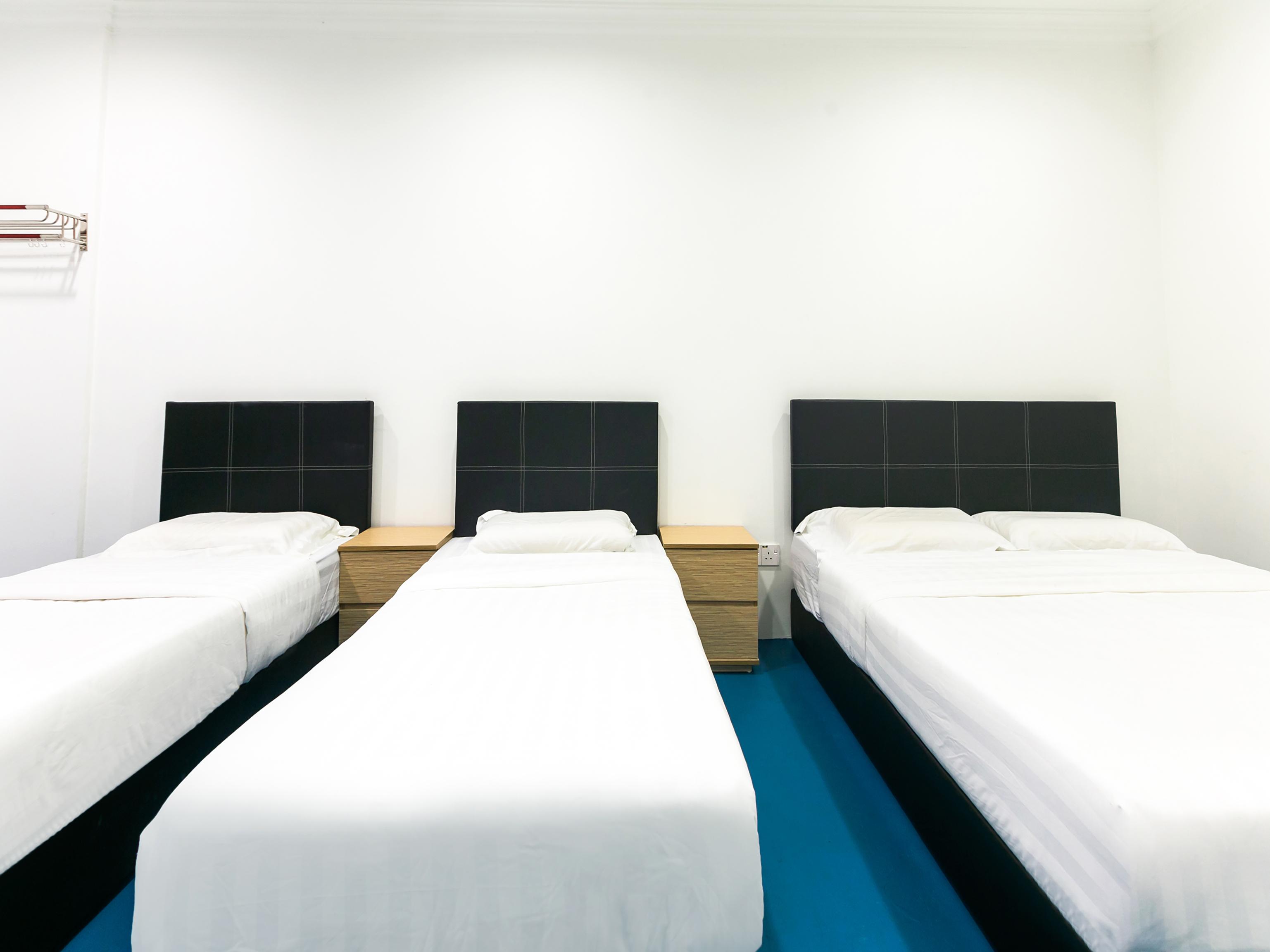 Spot On 89726 Capsule Inn Кота Кинабалу Екстериор снимка