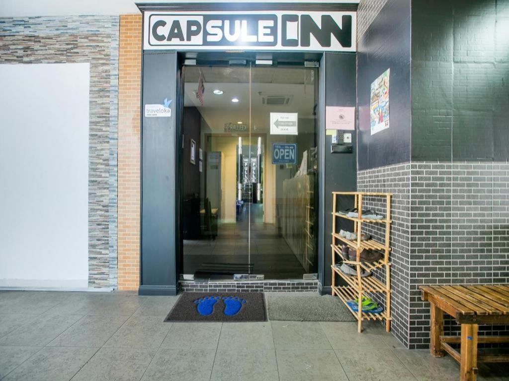 Spot On 89726 Capsule Inn Кота Кинабалу Екстериор снимка