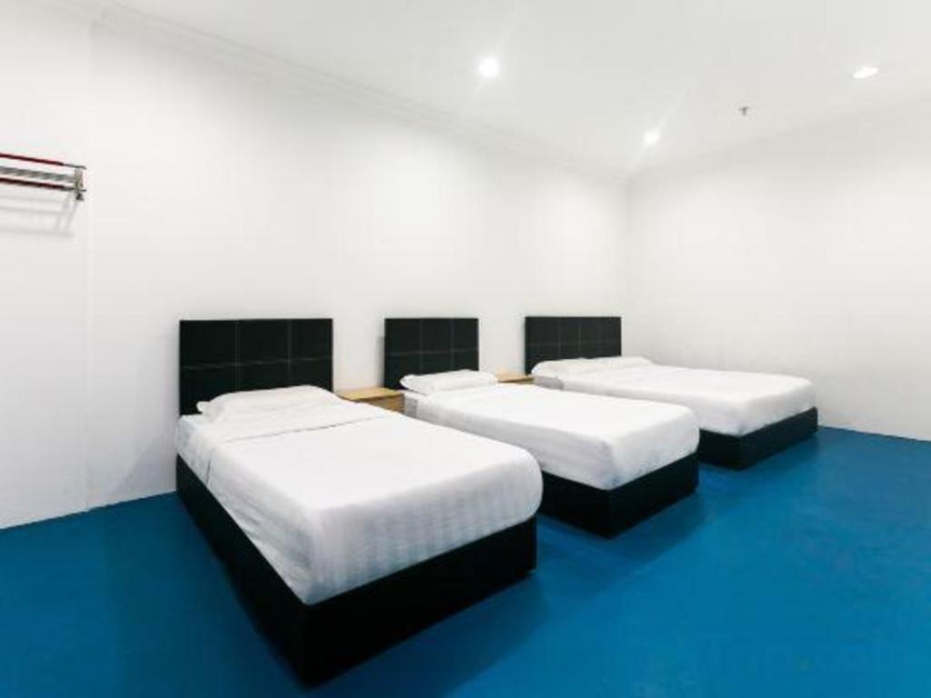 Spot On 89726 Capsule Inn Кота Кинабалу Екстериор снимка