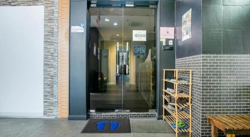 Spot On 89726 Capsule Inn Кота Кинабалу Екстериор снимка
